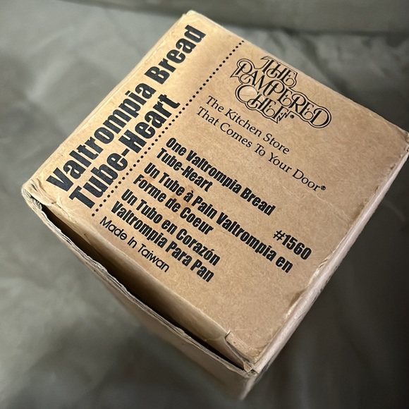 Pampered Chef heart bread tube - Picture 2 of 5